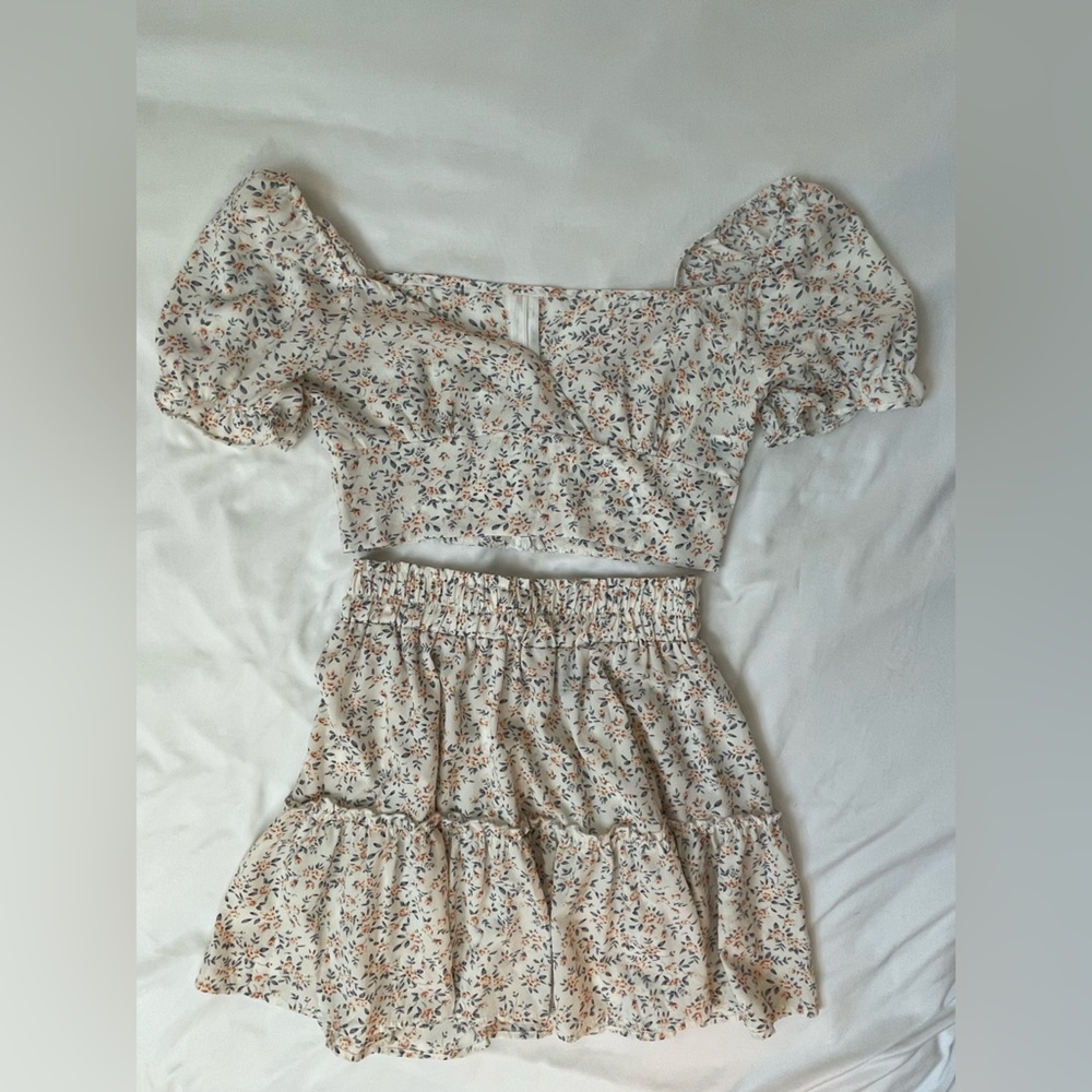 Cropped Blouse & Skirt Set